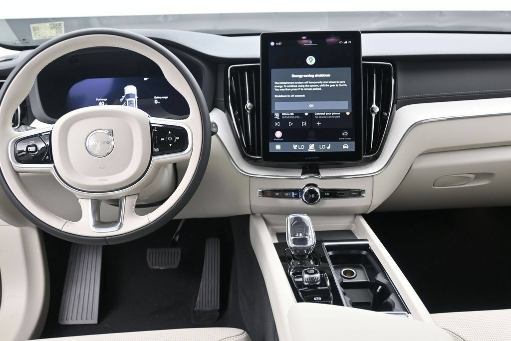 New 2026 Volvo XC60 T8 Ultra w/ Protection Package Premier AWD/4WD image 12
