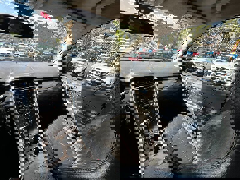 Used 2012 Ford Edge SEL FWD image 16