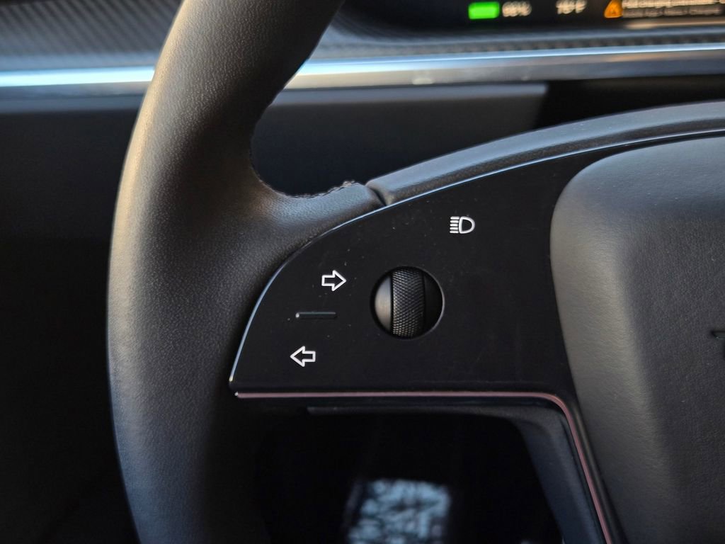 Used 2023 Tesla Model X Plaid image 24