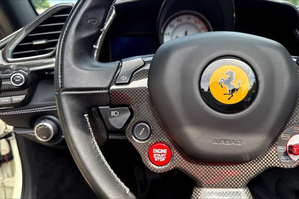 Used 2018 Ferrari 488 Spider RWD image 10