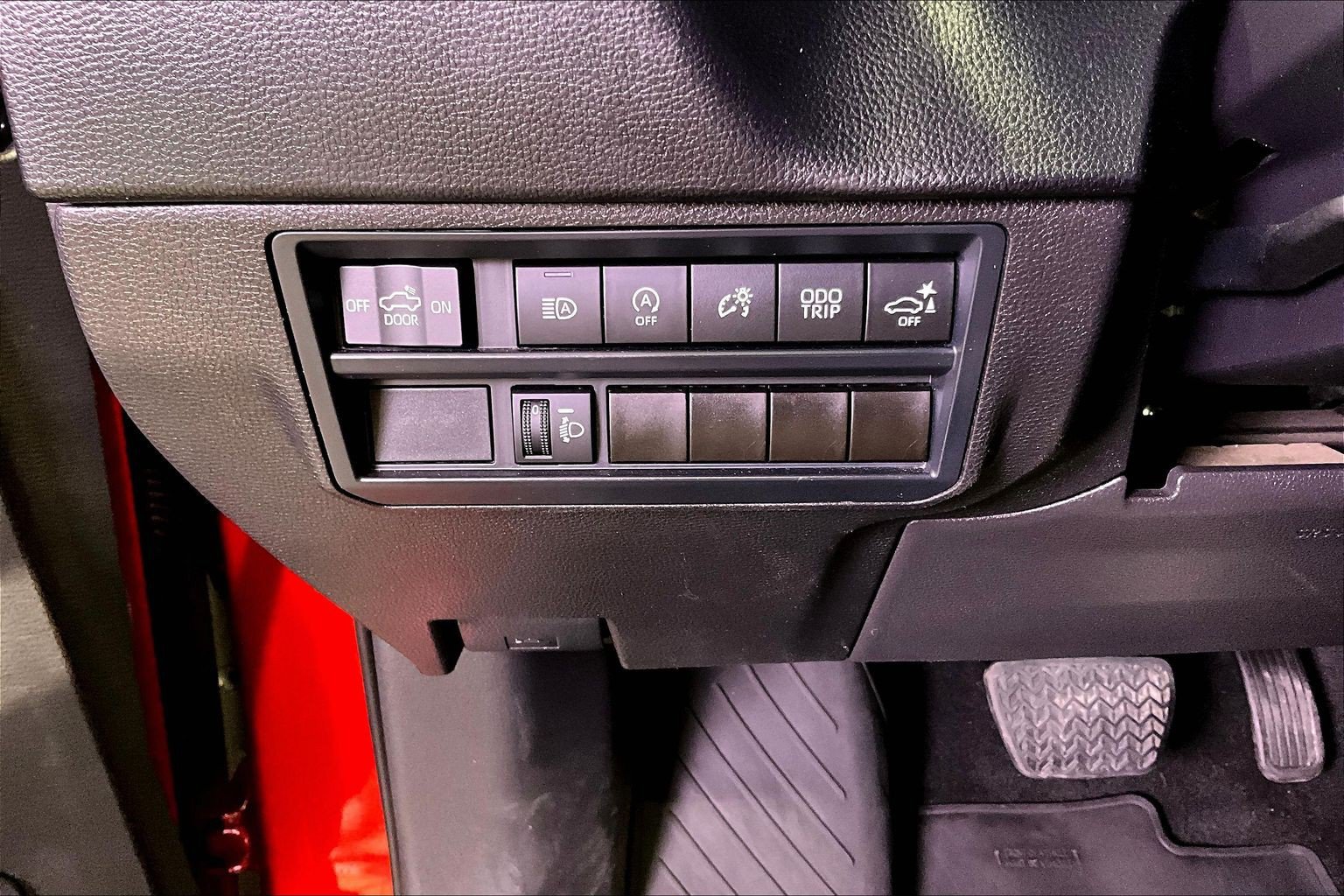 Used 2025 Toyota Tundra SR5 AWD/4WD image 18