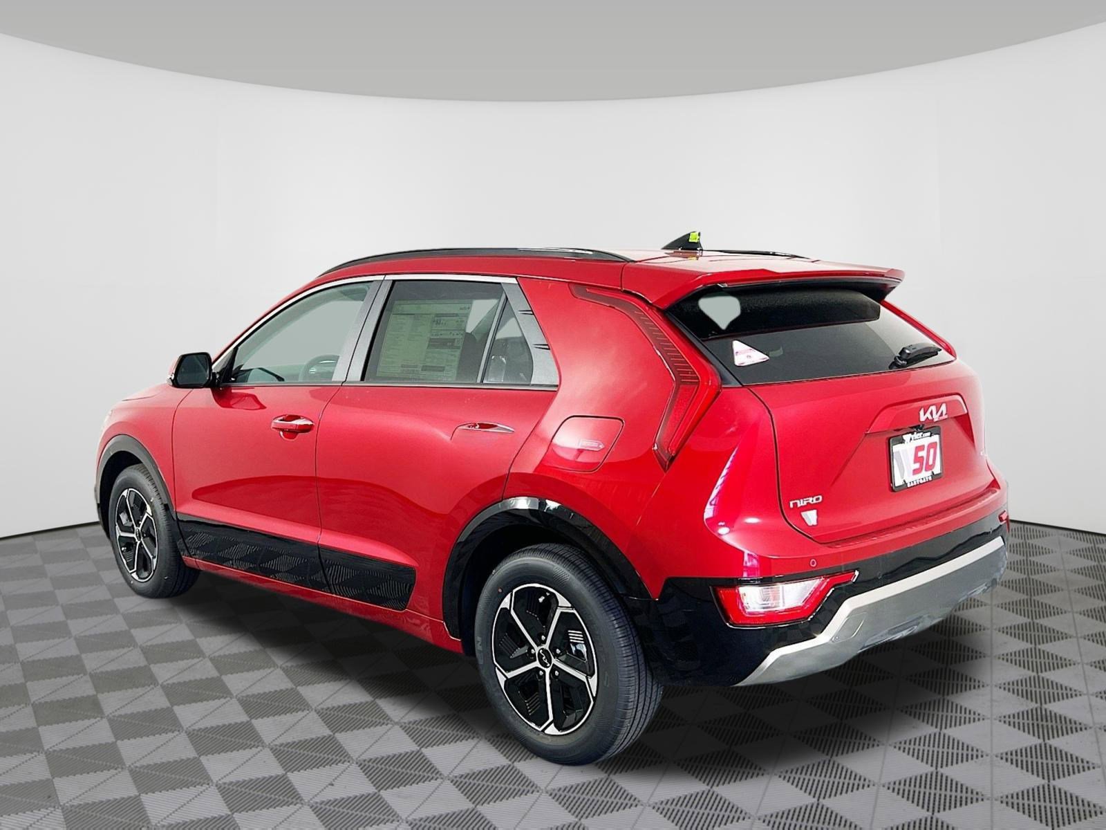 New 2025 Kia Niro SX image 32