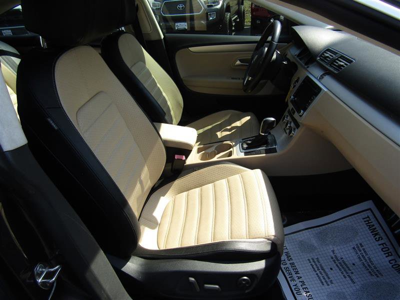Used 2013 Volkswagen CC Sport image 31