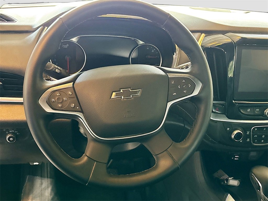 Used 2023 Chevrolet Traverse Premier w/ Redline Edition image 11