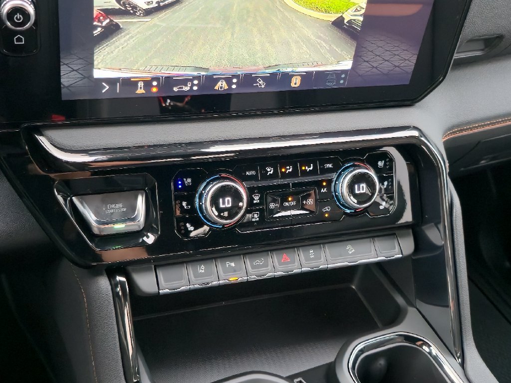 New 2026 GMC Sierra 2500 AT4 w/ AT4 Premium Plus Package AWD/4WD image 15