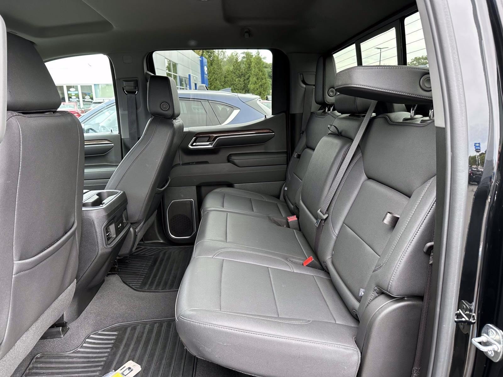 Used 2024 Chevrolet Silverado 1500 RST w/ Convenience Package II AWD/4WD image 12