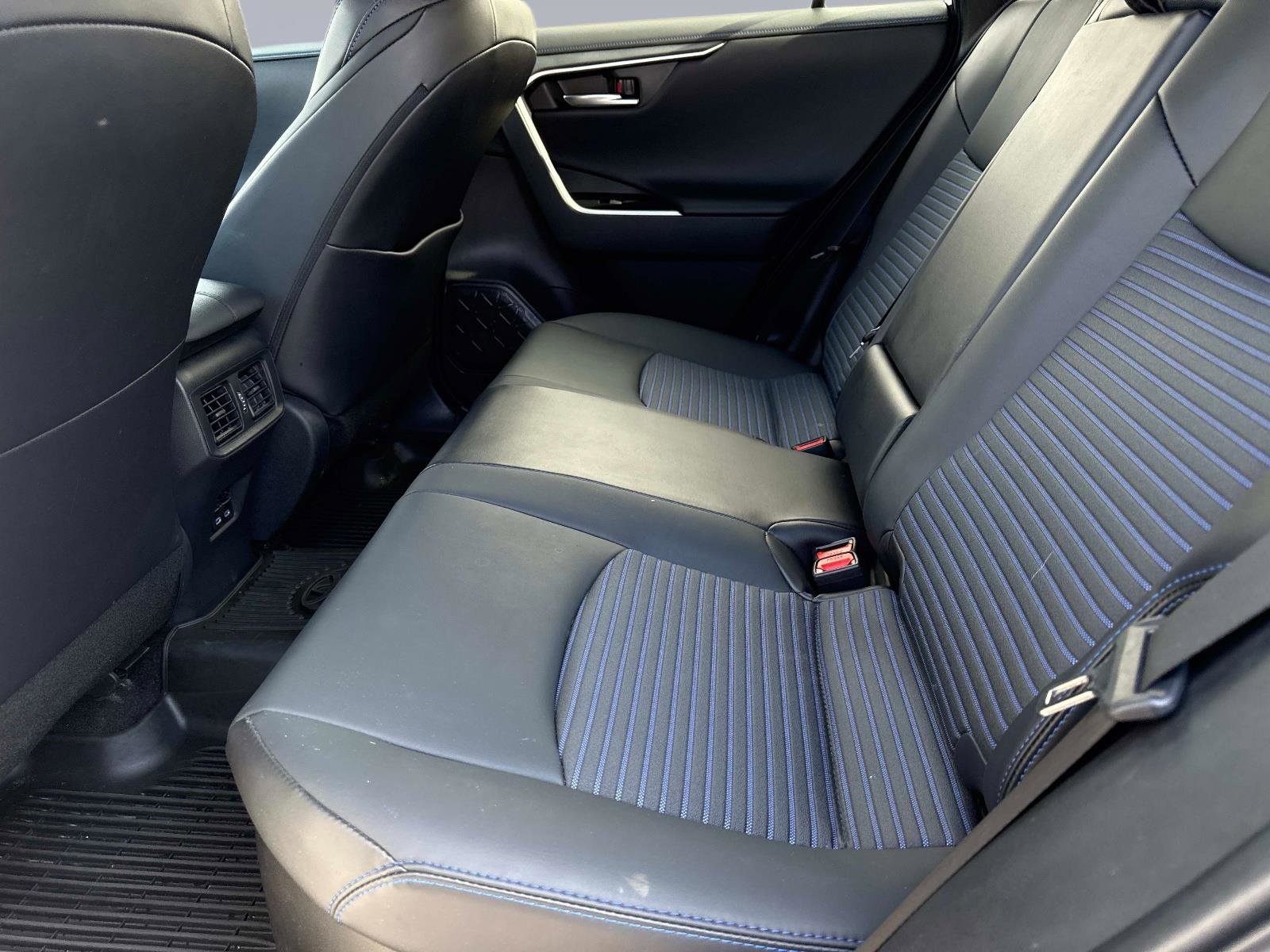 Used 2022 Toyota RAV4 XSE w/ XSE Grade Weather Package image 15