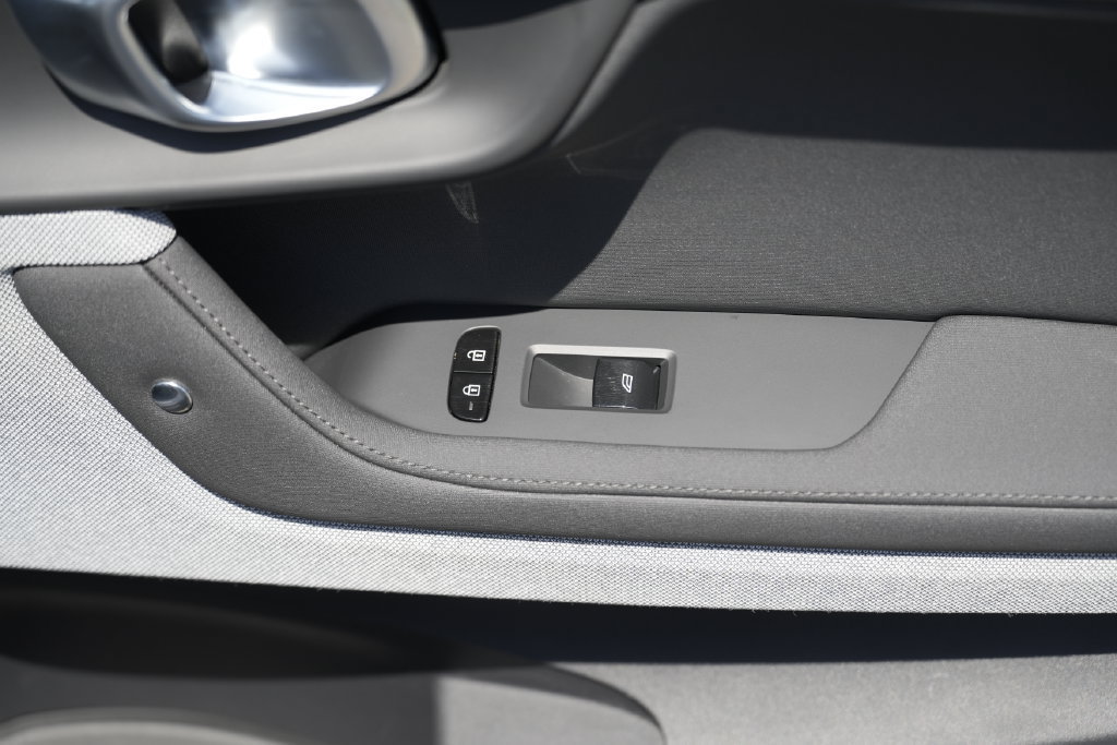 Used 2023 Polestar Polestar 2 AWD/4WD image 35
