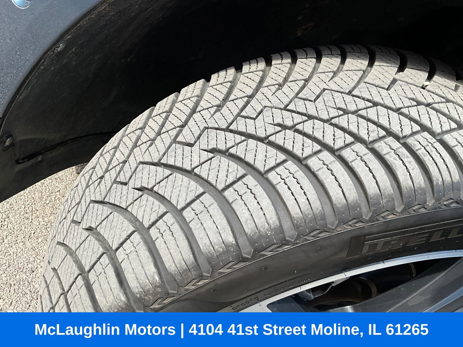 Used 2018 Volvo XC60 T5 Momentum w/ Convenience Package image 15