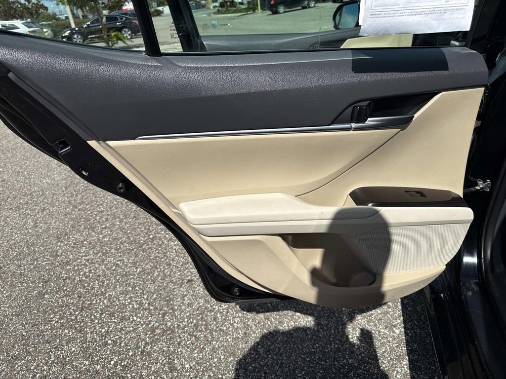 Used 2024 Toyota Camry LE image 12