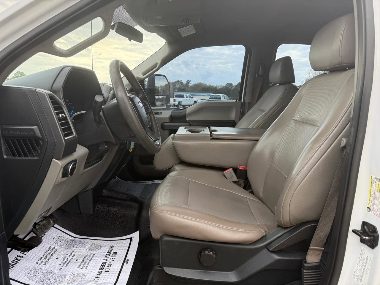 Used 2017 Ford F250 XL w/ Power Equipment Group image 10
