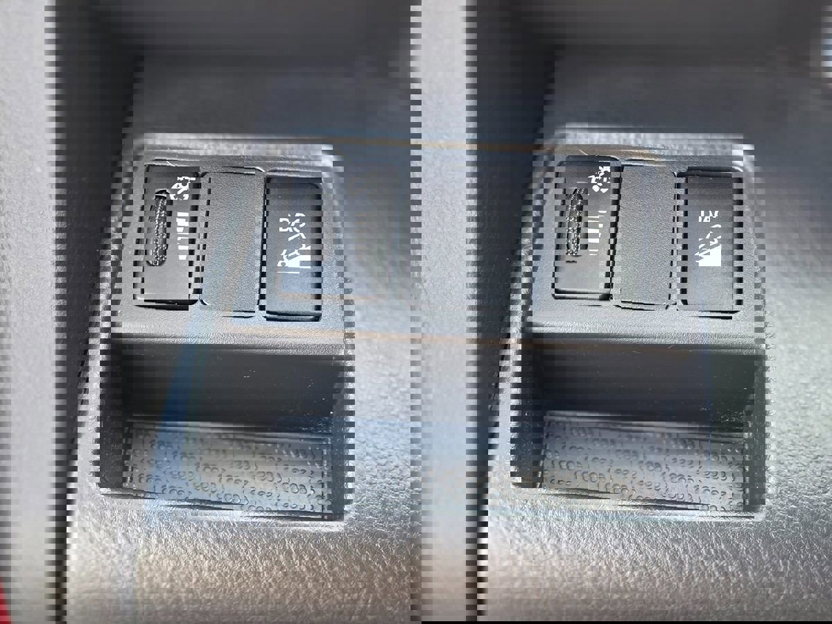 Used 2012 Toyota RAV4 Sport image 40