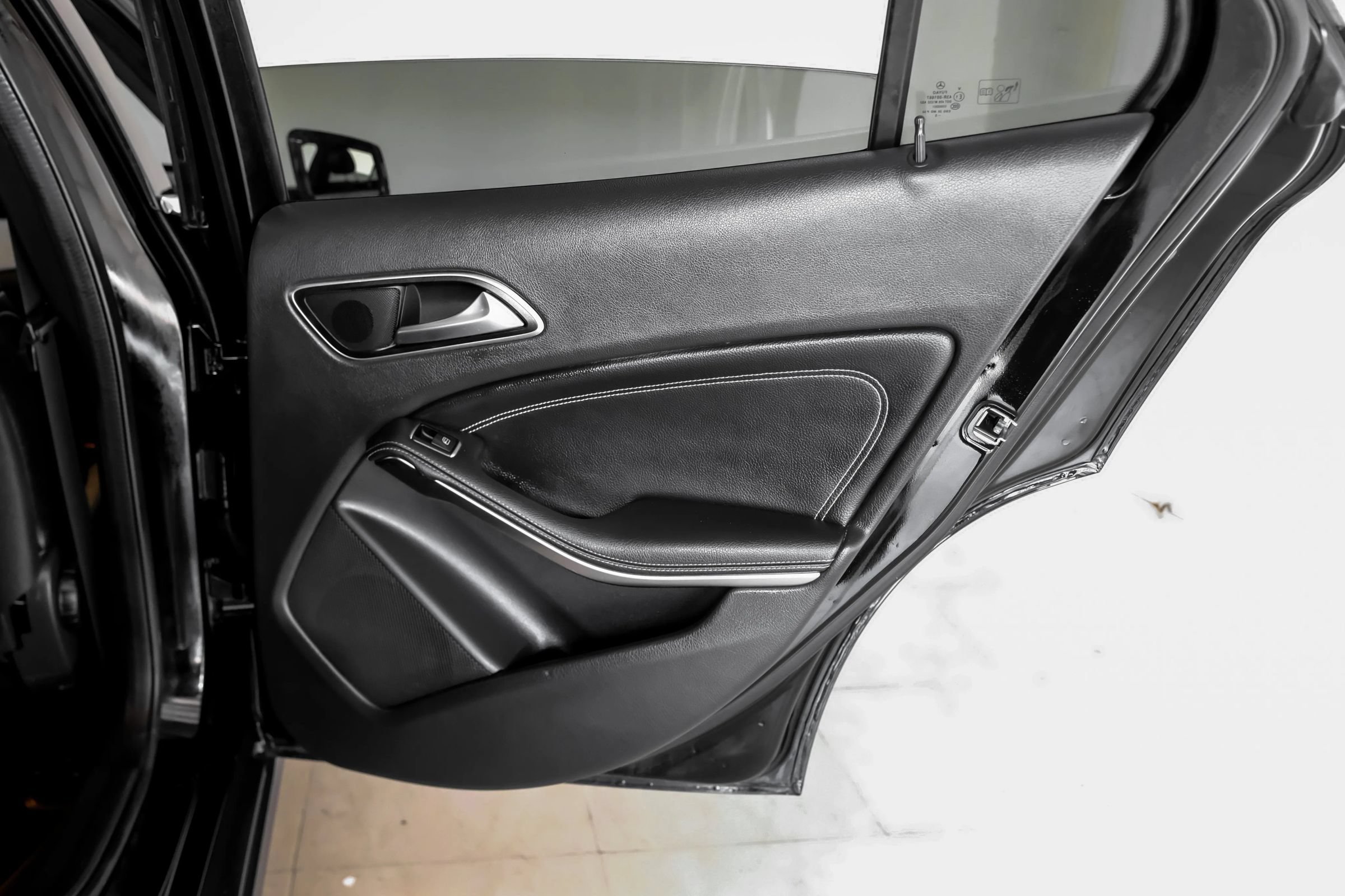 Used 2016 Mercedes-Benz GLA 250 image 44