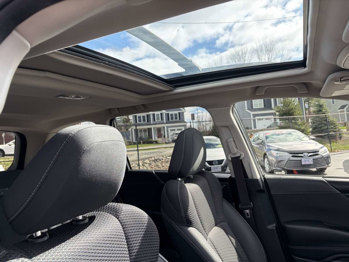 Used 2019 Subaru Forester Premium AWD/4WD image 28