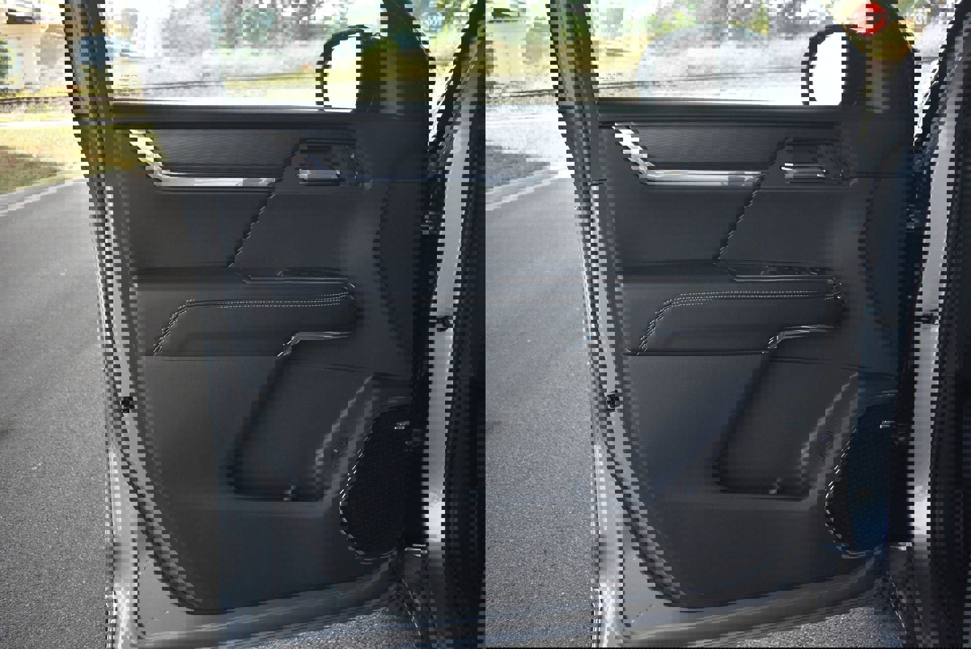 New 2026 GMC Acadia Elevation w/ LPO, Floor Liner Package image 12