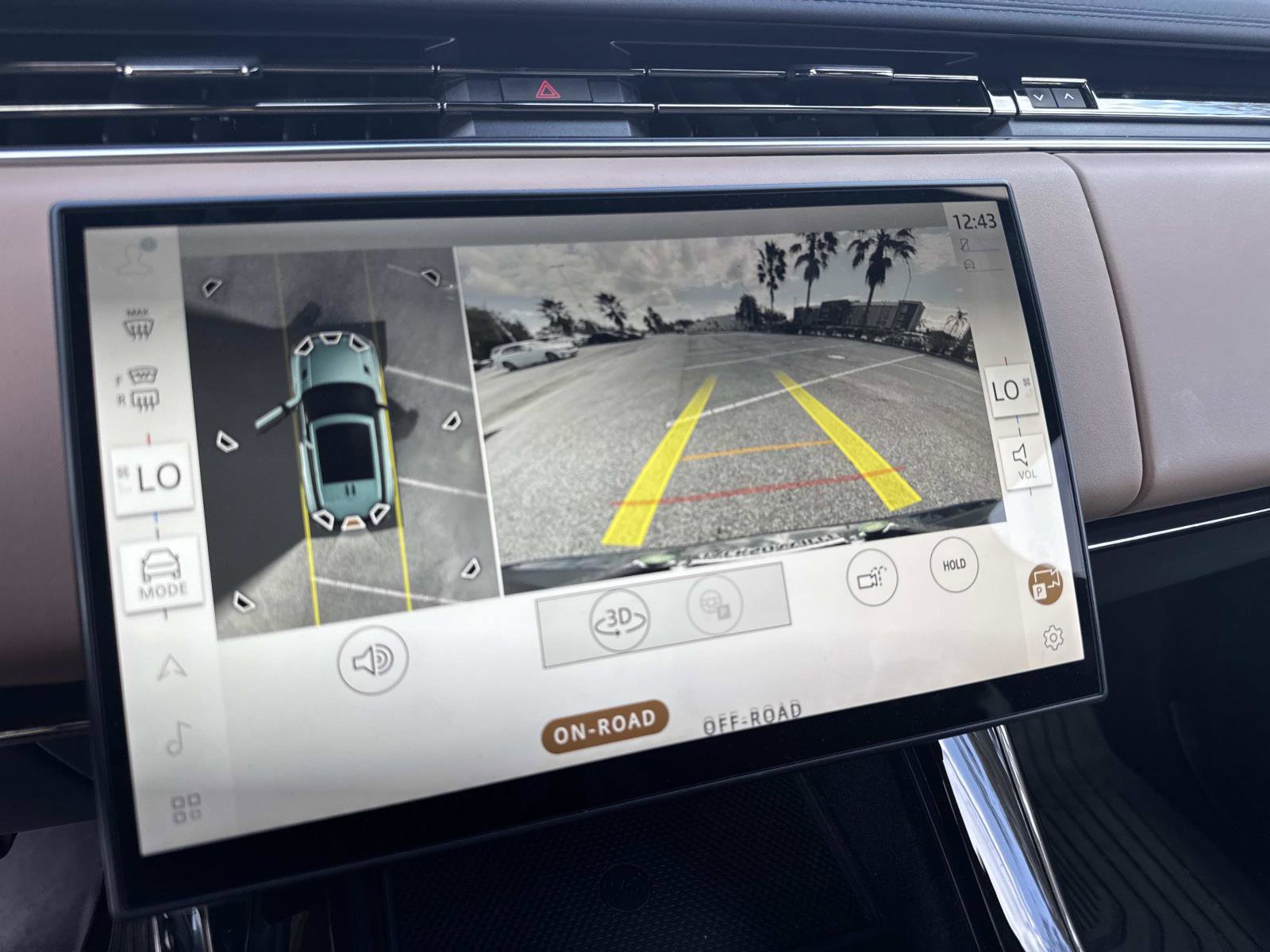 Used 2024 Land Rover Range Rover Sport SE image 23