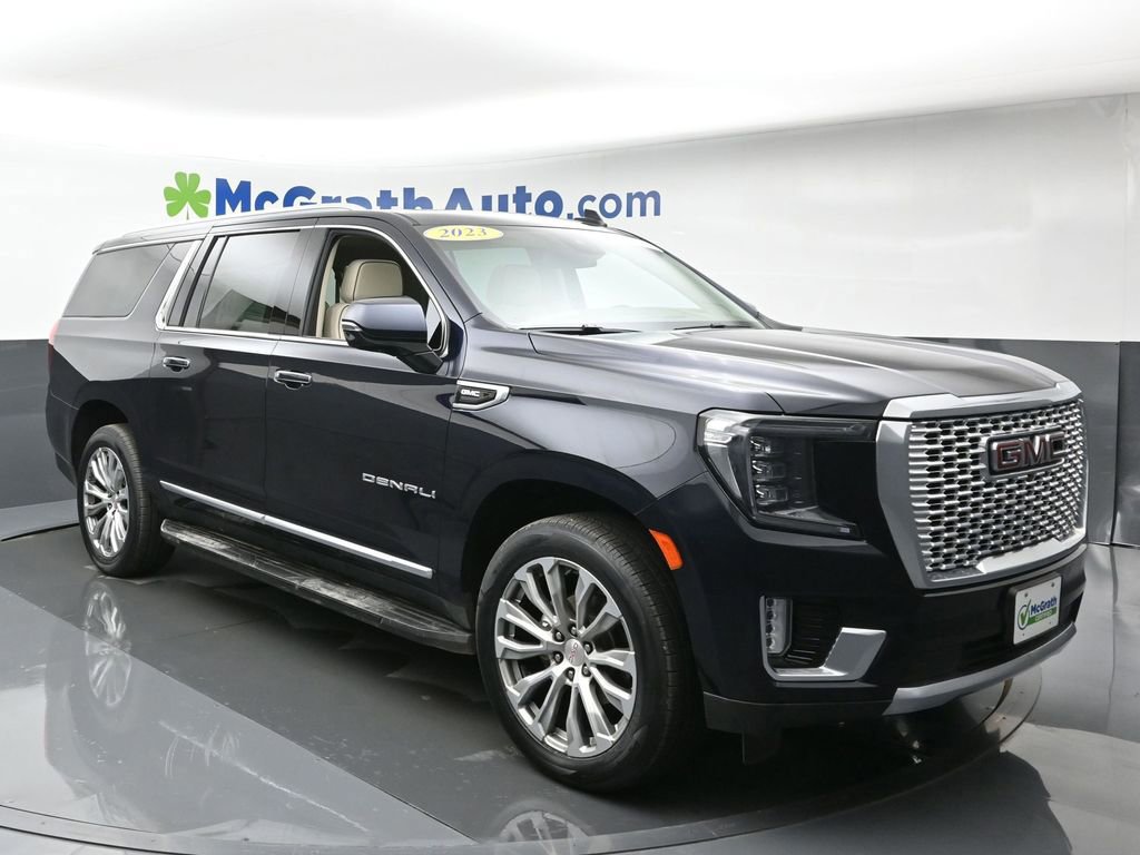 Used 2023 GMC Yukon XL Denali w/ Max Trailering Package image 2