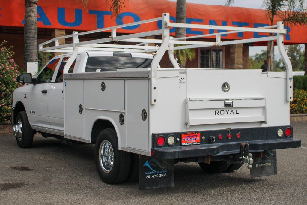 Used 2021 RAM 3500 Tradesman w/ Chrome Appearance Group AWD/4WD image 7
