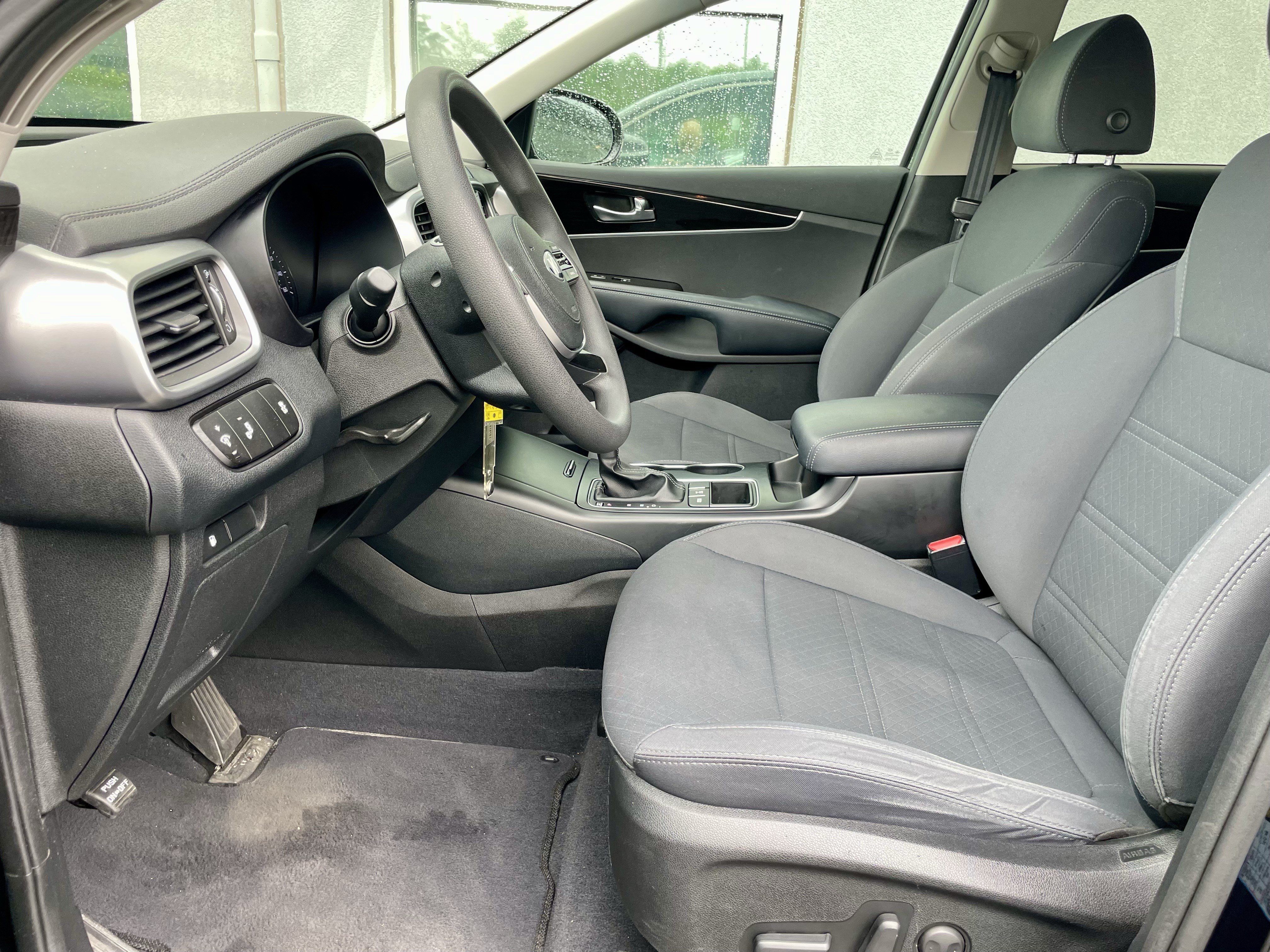 Used 2019 Kia Sorento AWD V6 image 14