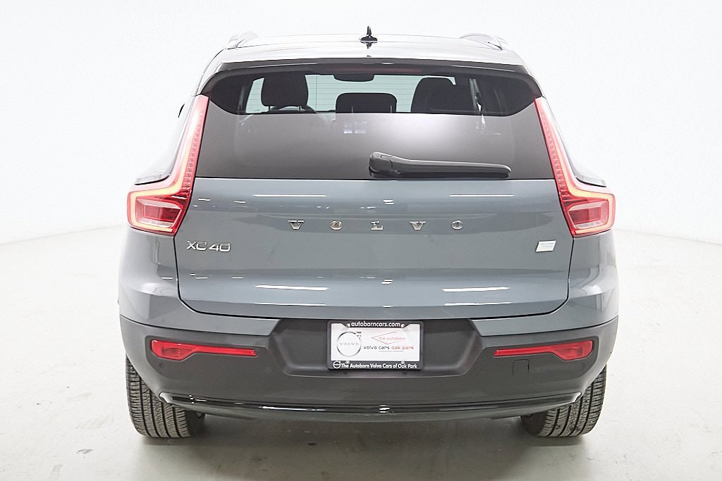 Certified 2023 Volvo XC40 Recharge Ultimate image 8
