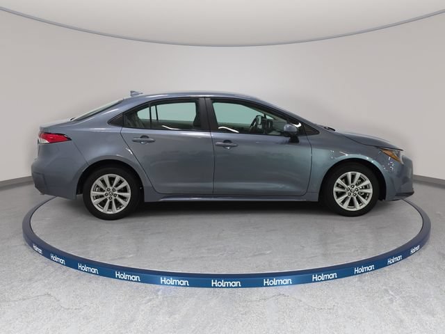 Certified 2025 Toyota Corolla LE w/ LE Premium Package FWD image 4