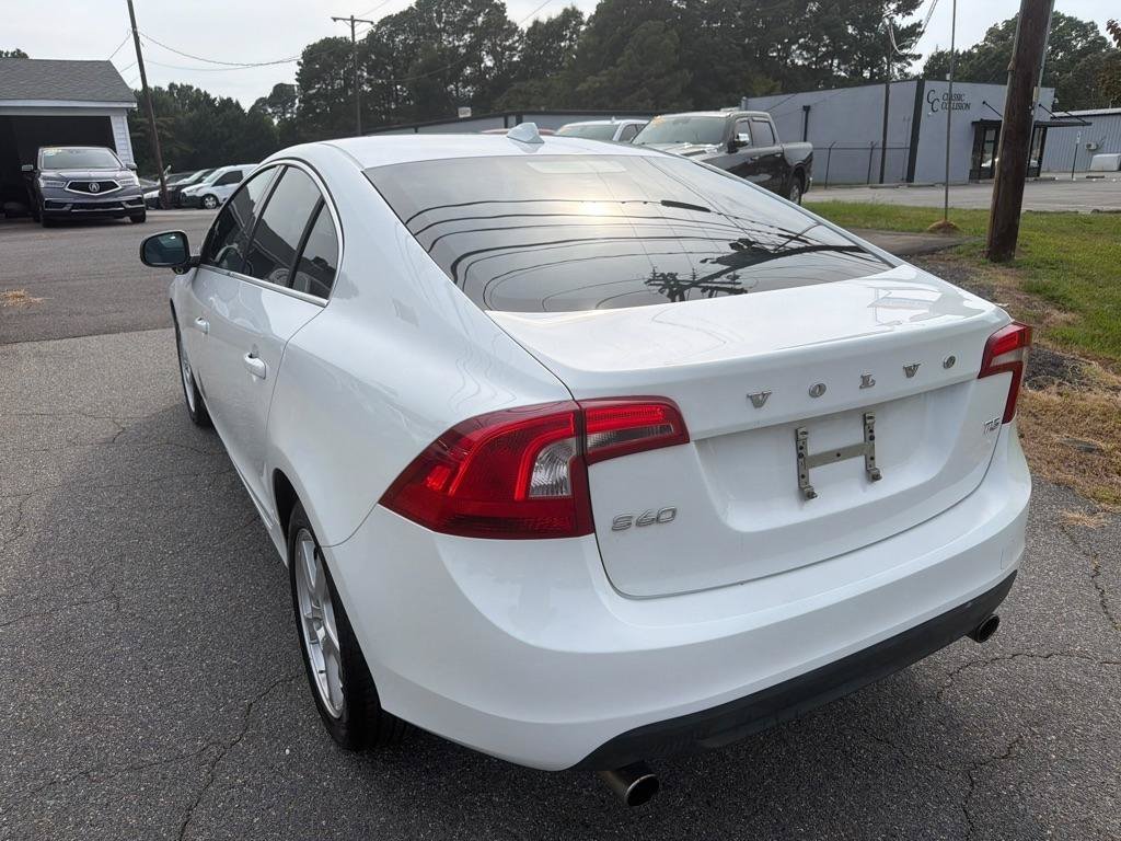 Used 2013 Volvo S60 T5 FWD image 10