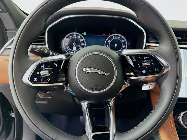 New 2026 Jaguar F-PACE R-Dynamic S image 12