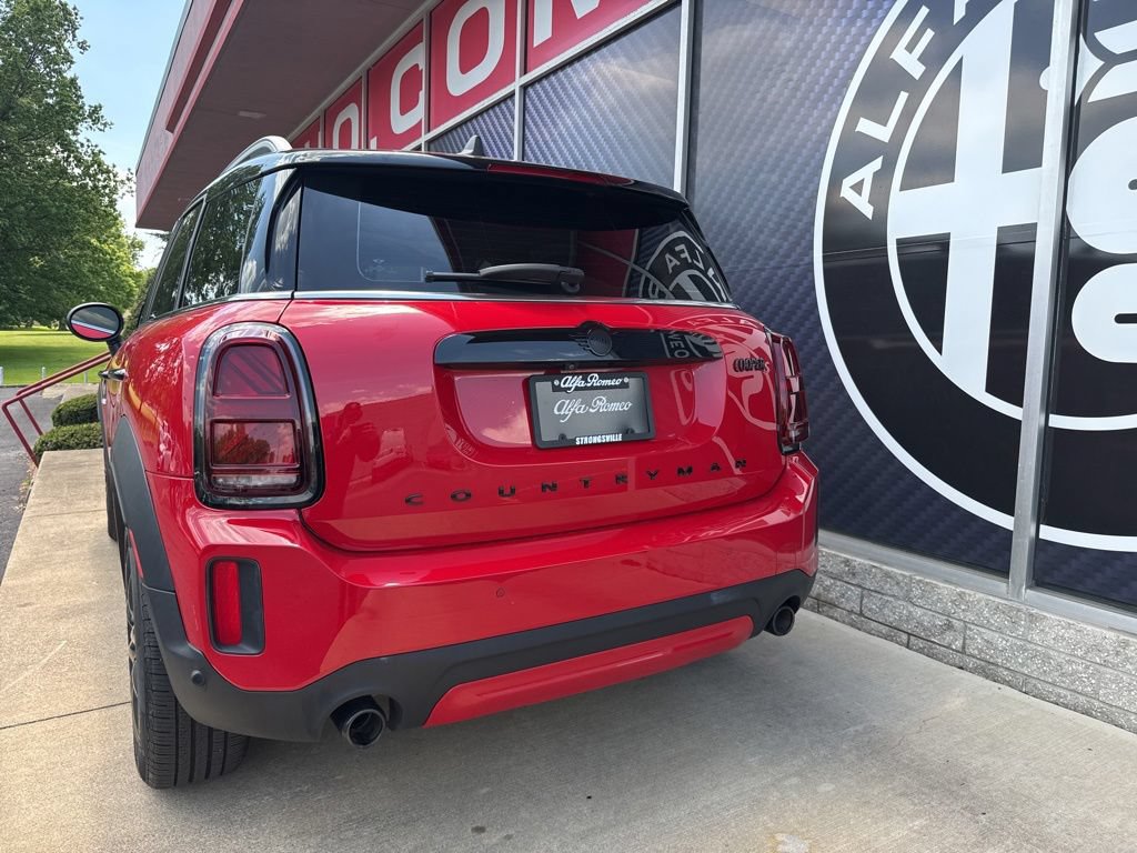 Used 2024 MINI Cooper Countryman S w/ Premium Package FWD image 14
