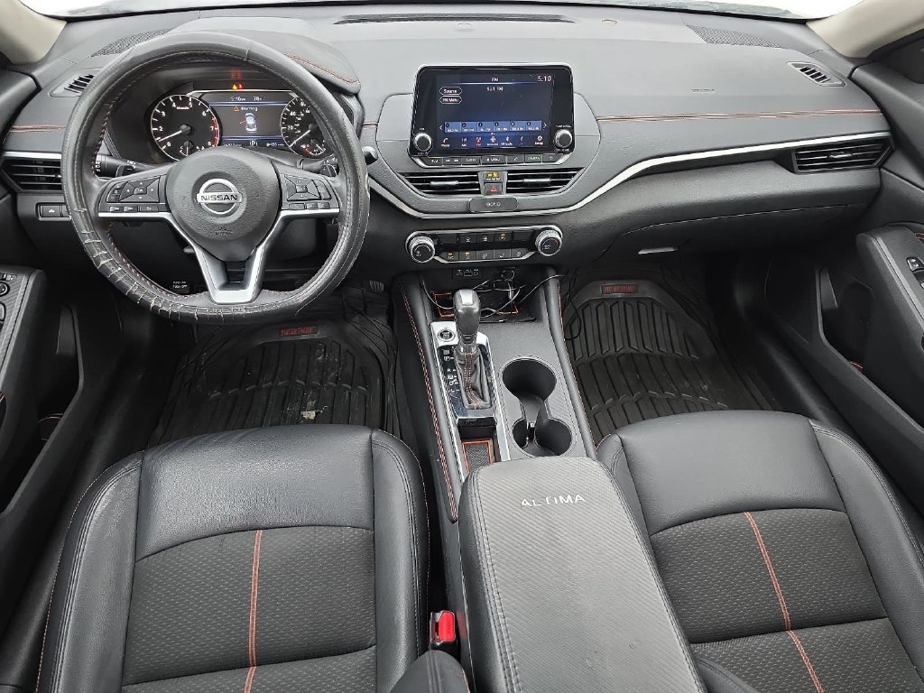 Used 2022 Nissan Altima 2.5 SR FWD image 11