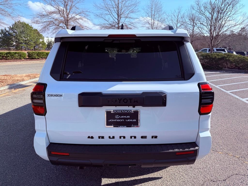 Used 2025 Toyota 4Runner SR5 image 10