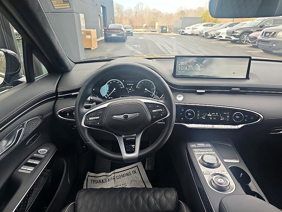Used 2025 Genesis GV70 3.5T Sport w/ Sport Prestige Package image 20