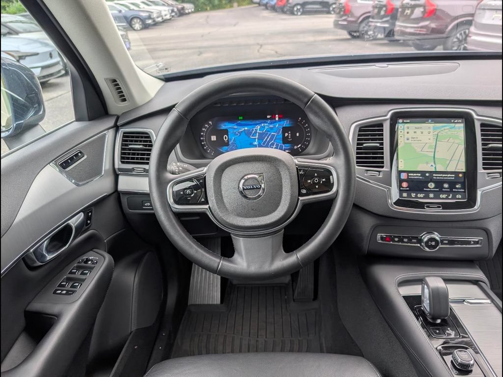 Certified 2025 Volvo XC90 B5 Core w/ Protection Package Premier AWD/4WD image 13