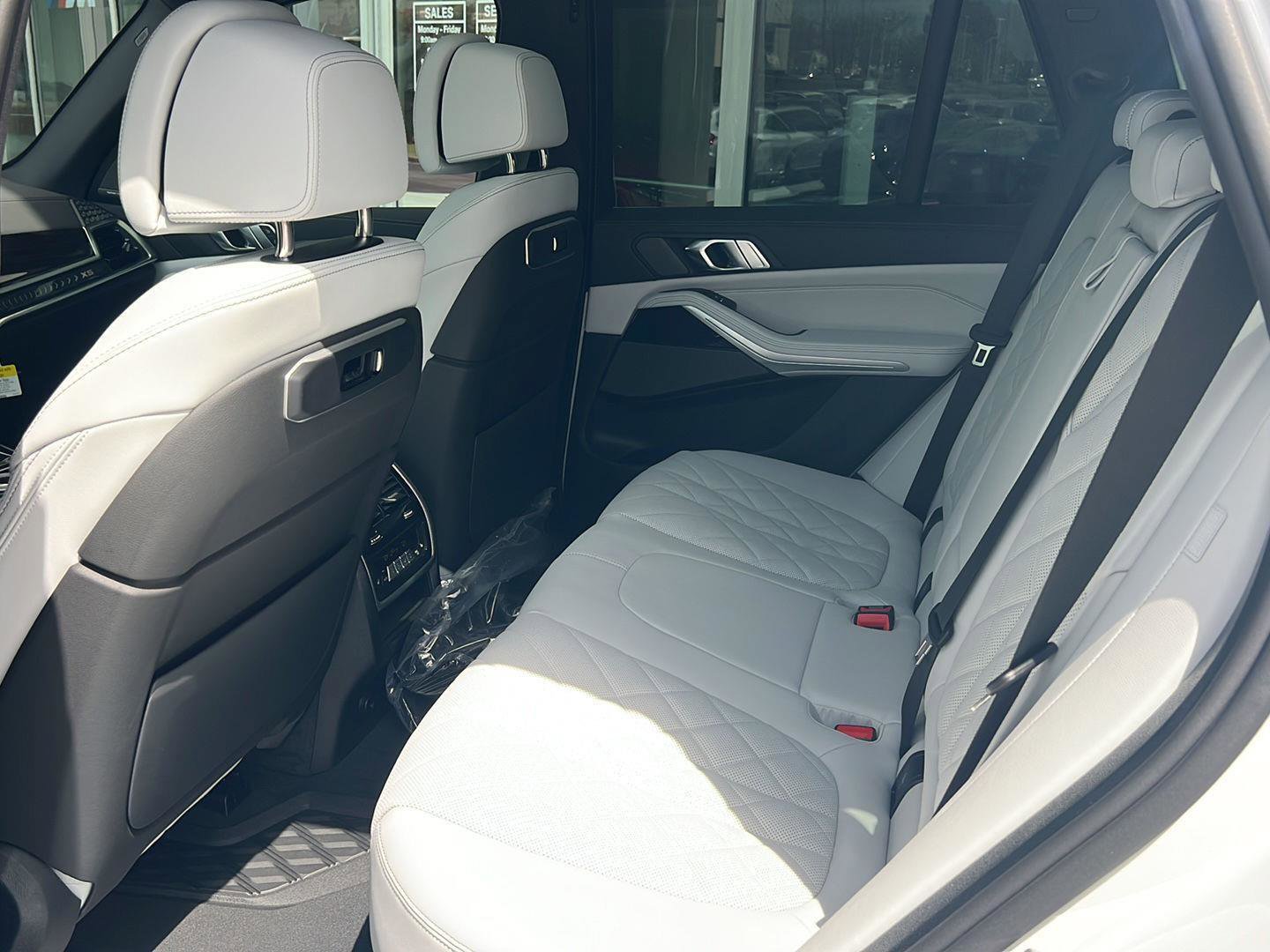 New 2026 BMW X5 sDrive40i w/ Climate Comfort Package image 13