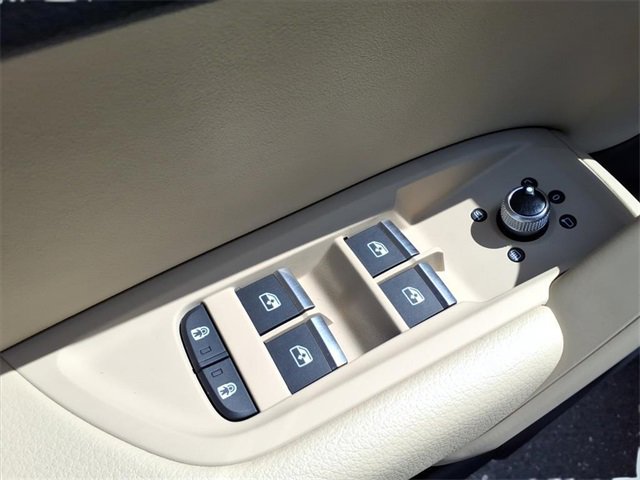 Certified 2025 Audi Q5 2.0T Premium w/ Convenience Plus Package image 14