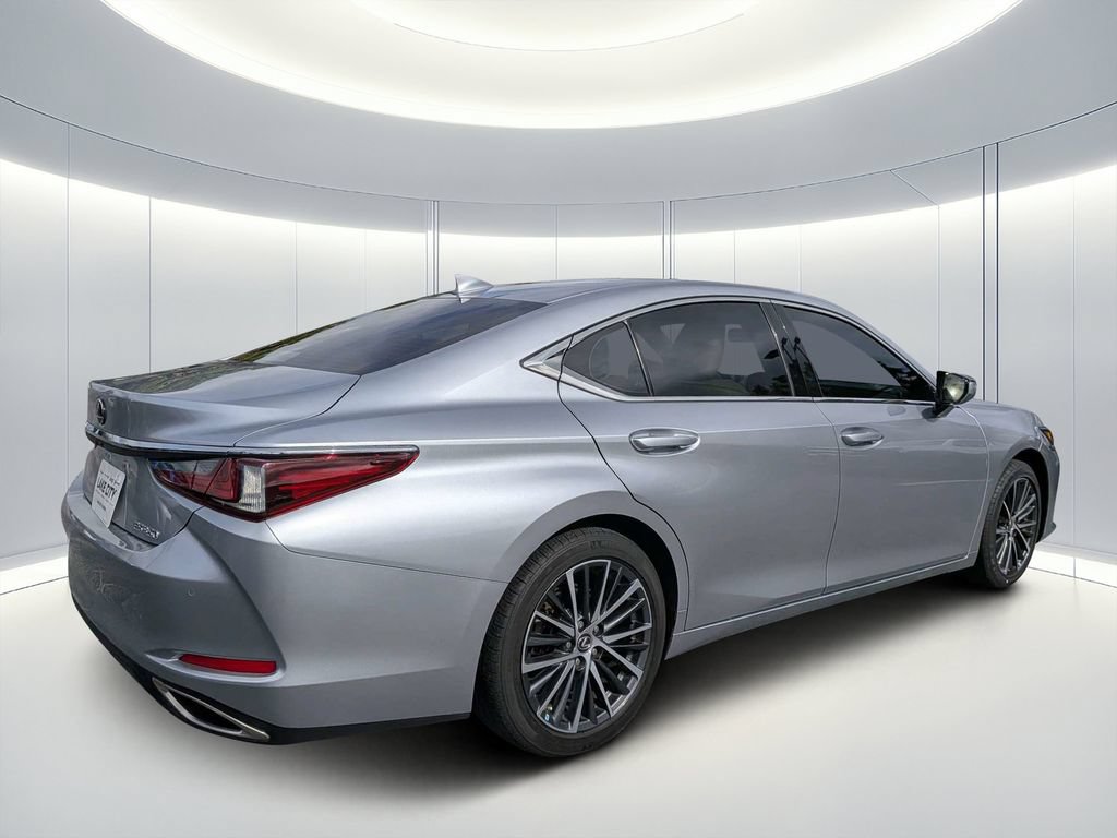 Used 2022 Lexus ES 350 w/ Premium Package FWD image 4
