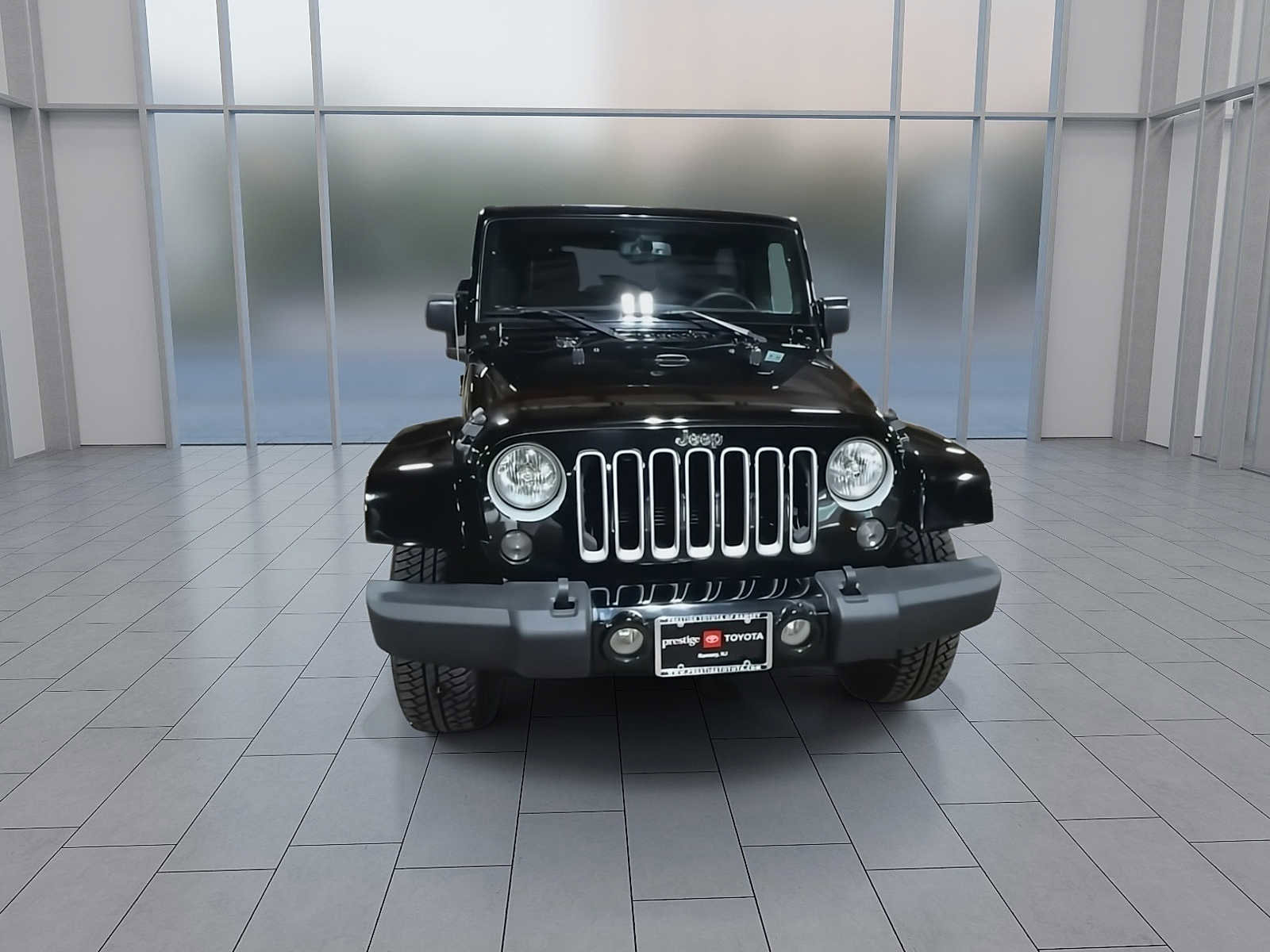Used 2016 Jeep Wrangler Unlimited Sahara w/ Connectivity Group AWD/4WD image 7