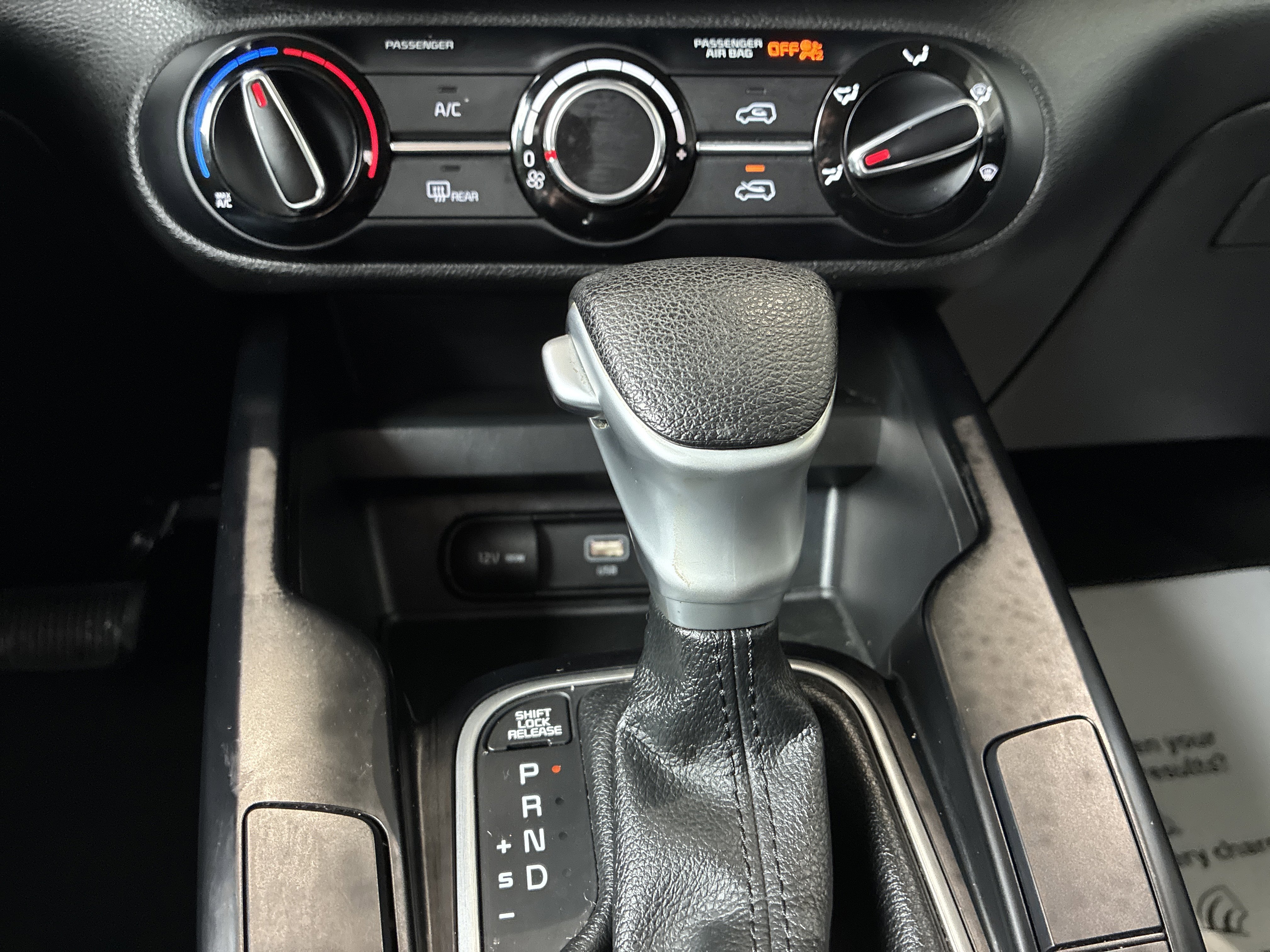 Used 2023 Kia Soul LX w/ LX Technology Package image 33