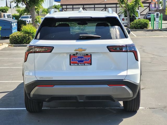 Used 2025 Chevrolet Equinox LT FWD image 6