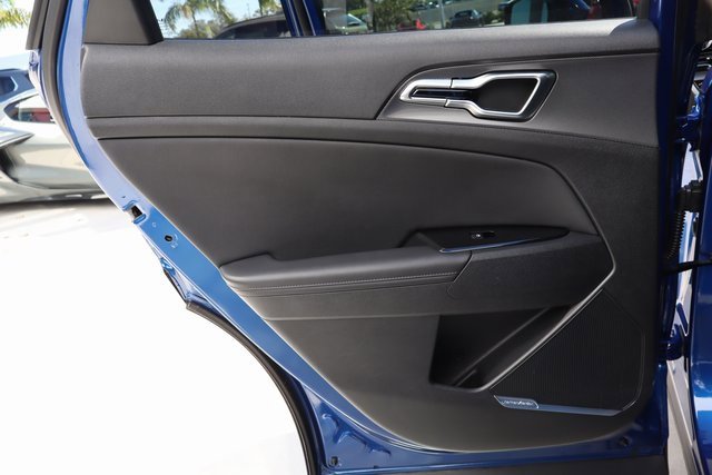 Used 2024 Kia Sportage SX image 28