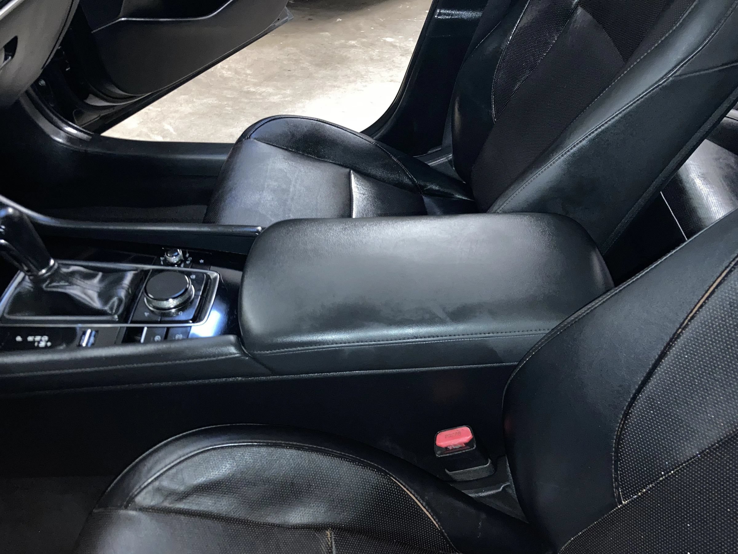 Used 2019 MAZDA MAZDA3 Hatchback w/ Premium Package FWD image 34