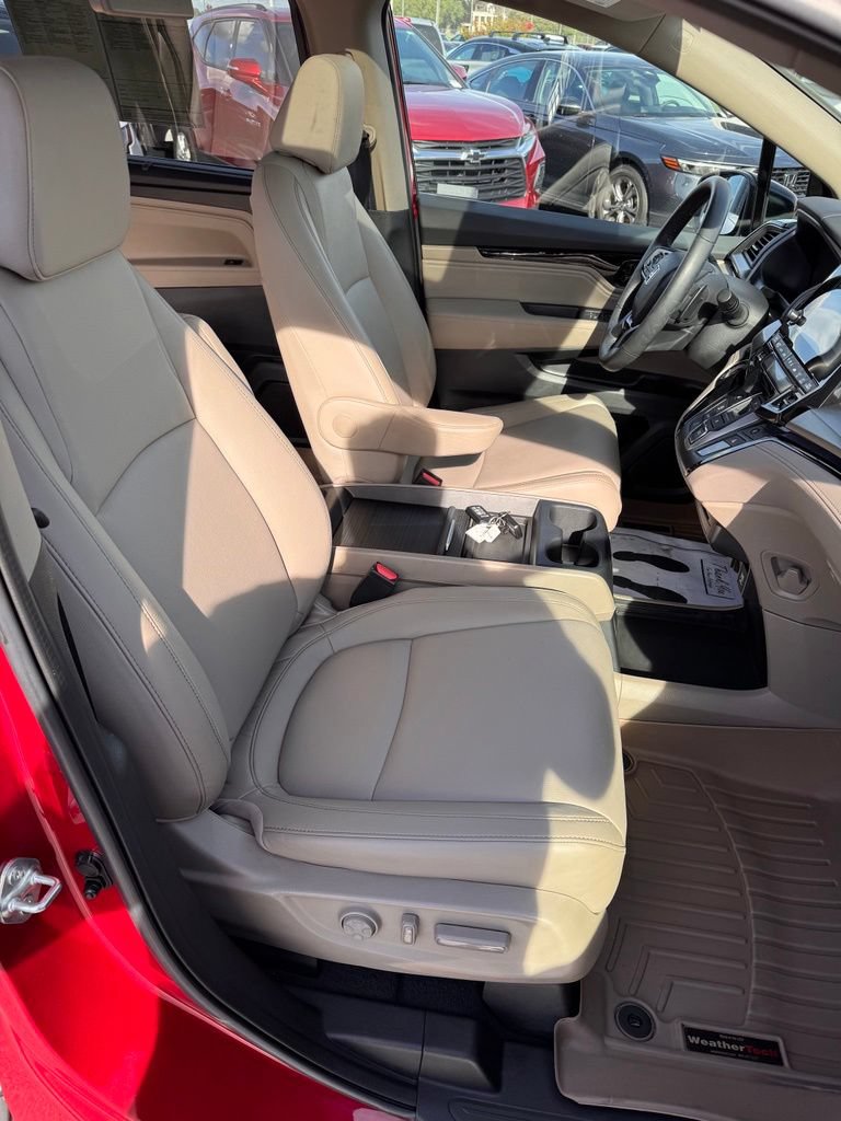 Used 2022 Honda Odyssey Touring image 12