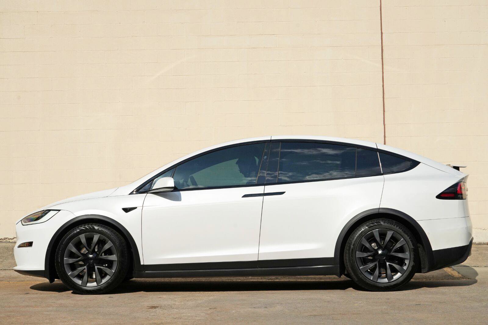 Used 2022 Tesla Model X AWD/4WD image 8