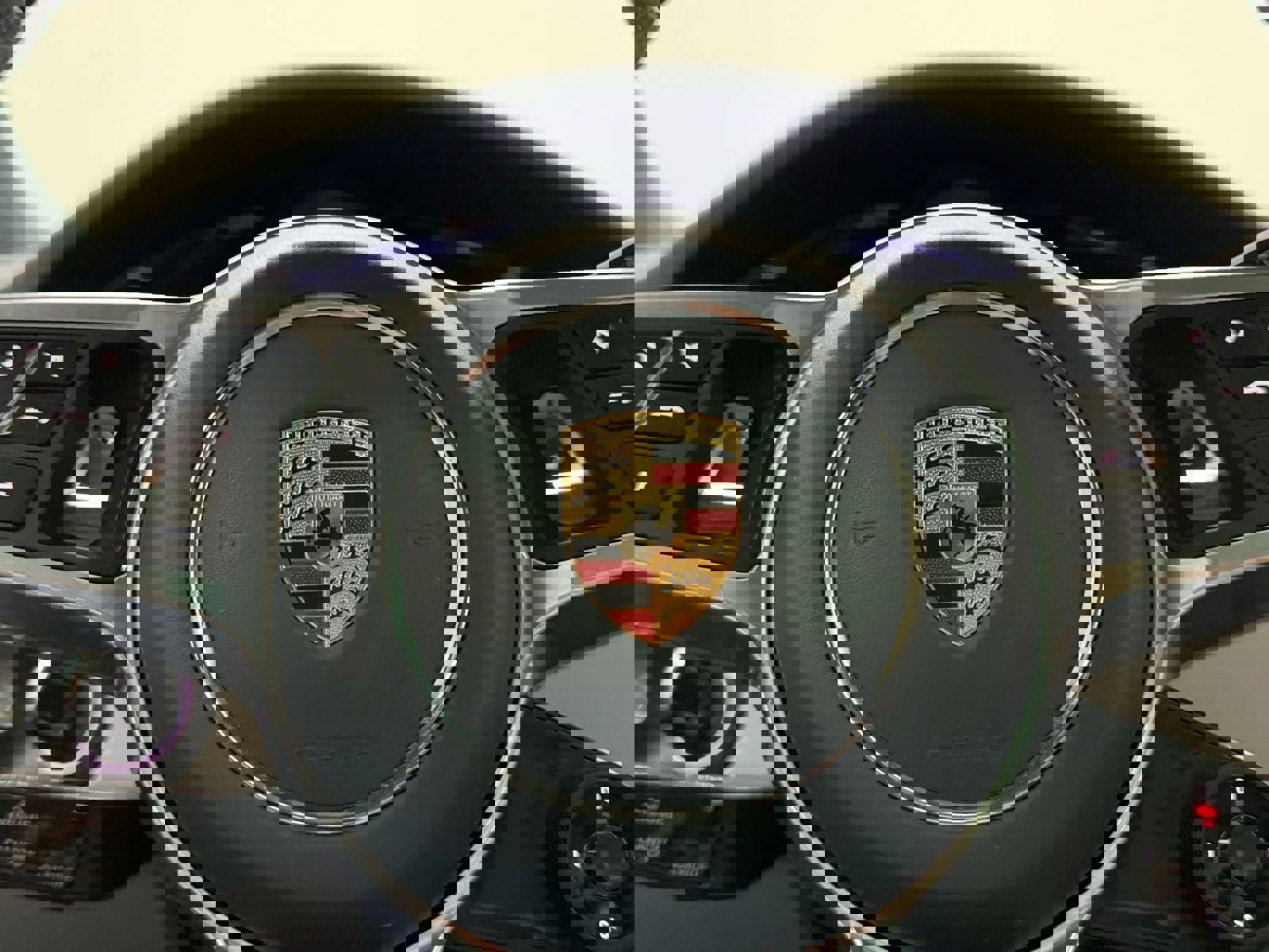 Used 2021 Porsche Cayenne GTS w/ Premium Package Plus image 34