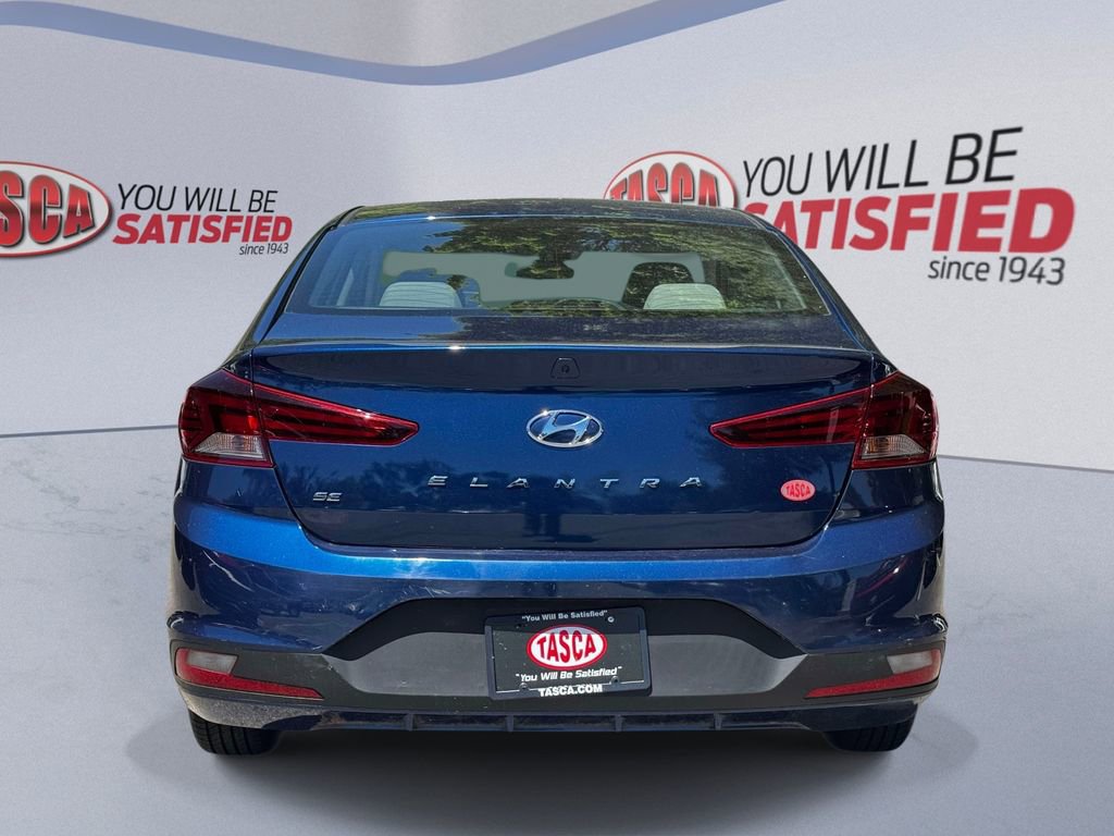 Used 2020 Hyundai Elantra SE FWD image 4