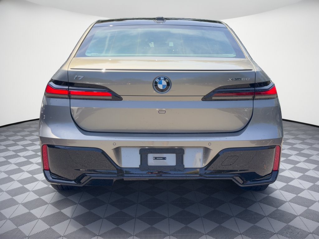 Certified 2023 BMW i7 xDrive60 AWD/4WD image 11