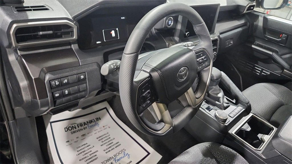 Used 2025 Toyota 4Runner SR5 image 18