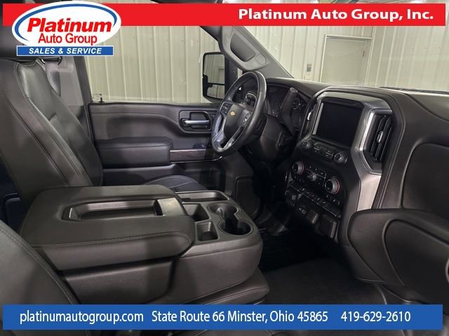 Used 2023 Chevrolet Silverado 3500 LTZ AWD/4WD image 38