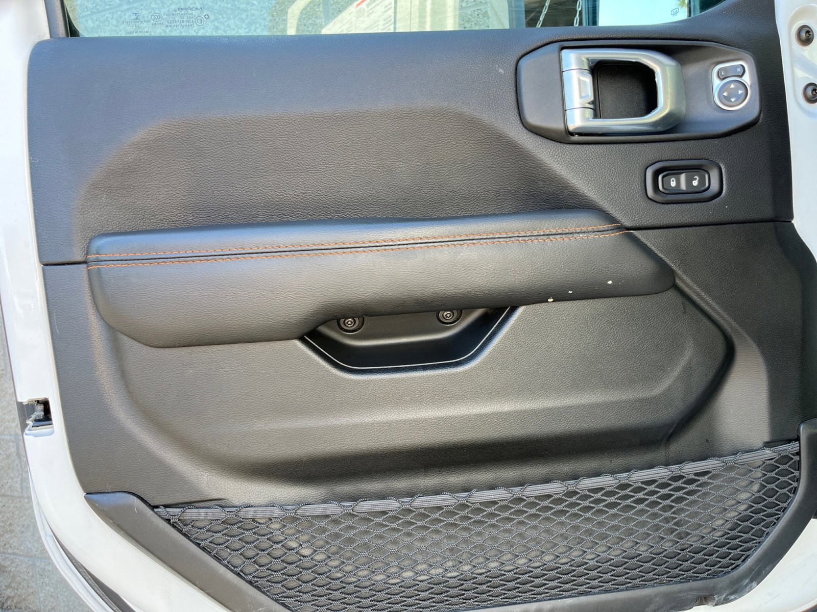 Used 2022 Jeep Gladiator Mojave w/ Cold Weather Group AWD/4WD image 15