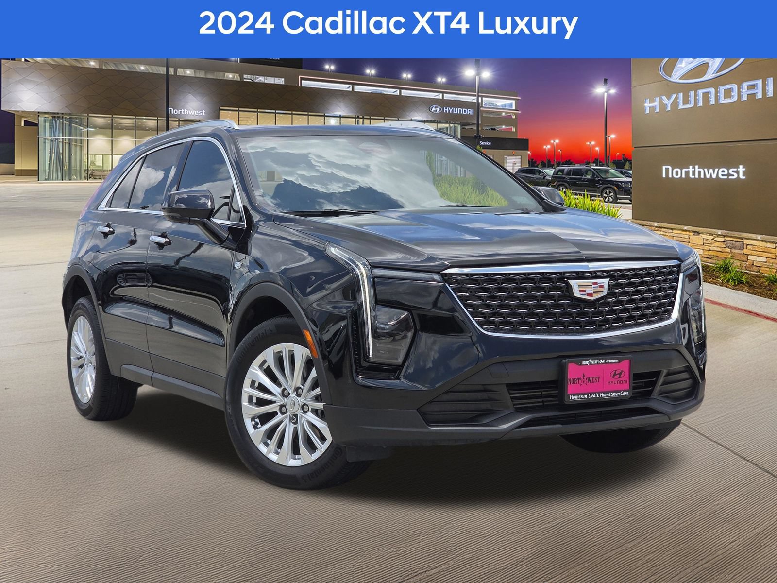 Used 2024 Cadillac XT4 Luxury w/ Cold Weather Package FWD image 1