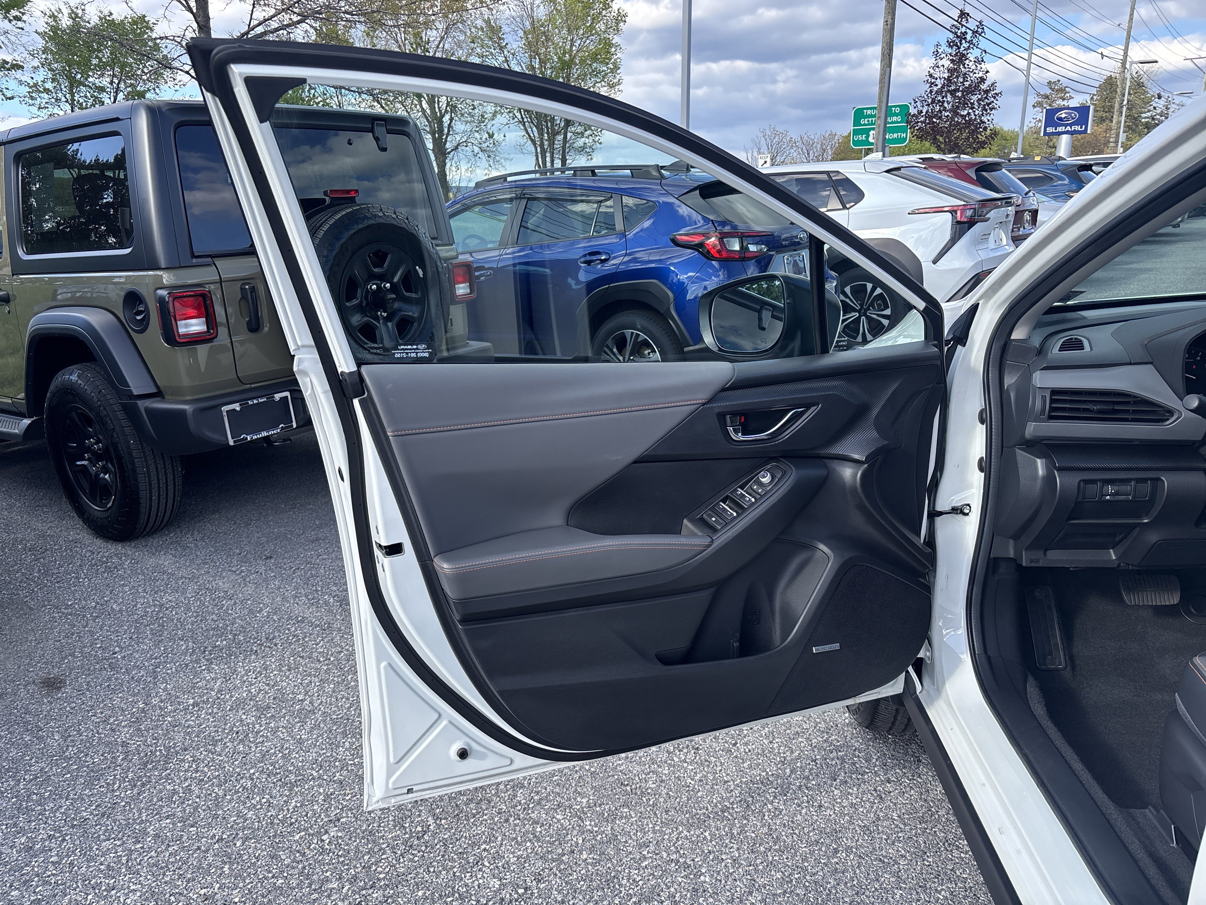 Certified 2025 Subaru Crosstrek 2.5i Limited image 17